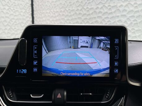 Toyota C-HR 1.8 C-HR Design HEV CVT 5dr 7