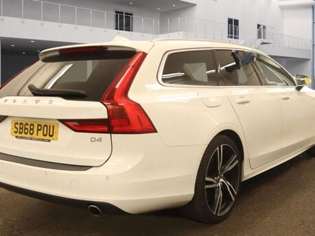 Volvo V90 2.0 V90 Momentum D4 Auto 5dr 11