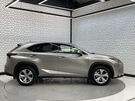 Lexus NX 2.5 NX 300h Premier CVT 4WD 5dr 19