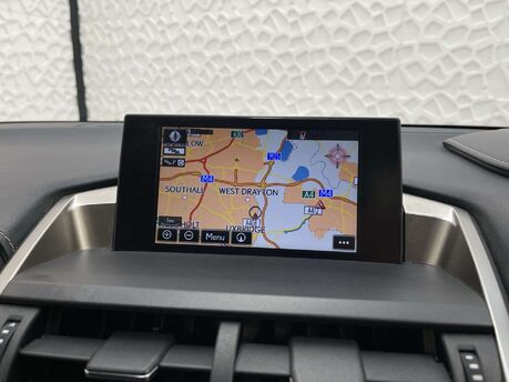 Lexus NX 2.5 NX 300h Premier CVT 4WD 5dr 7
