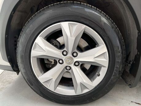 Lexus NX 2.5 NX 300h Premier CVT 4WD 5dr 45