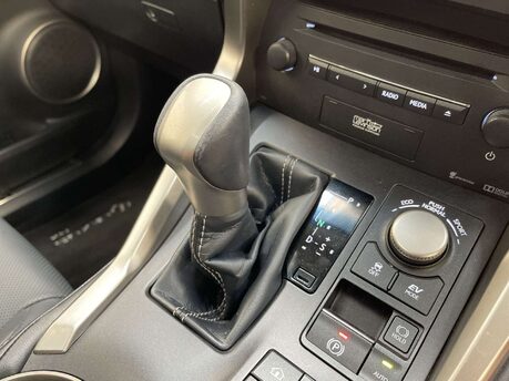 Lexus NX 2.5 NX 300h Premier CVT 4WD 5dr 35