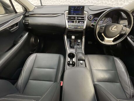 Lexus NX 2.5 NX 300h Premier CVT 4WD 5dr 29