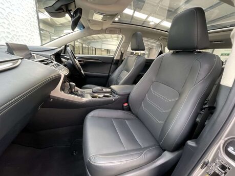 Lexus NX 2.5 NX 300h Premier CVT 4WD 5dr 27