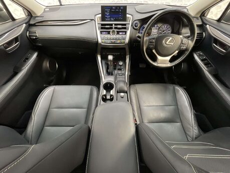 Lexus NX 2.5 NX 300h Premier CVT 4WD 5dr 30