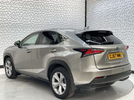 Lexus NX 2.5 NX 300h Premier CVT 4WD 5dr 3