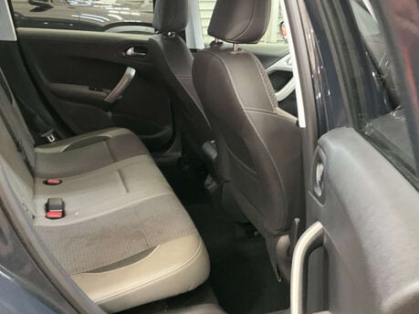 Peugeot 2008 1.2 2008 Allure 5dr 4