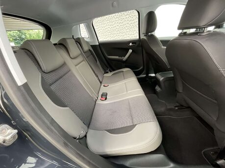 Peugeot 2008 1.2 2008 Allure 5dr 36