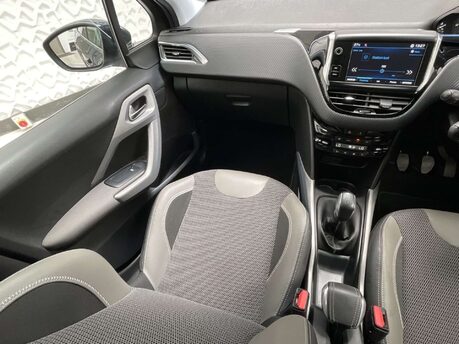 Peugeot 2008 1.2 2008 Allure 5dr 28