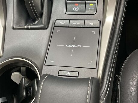 Lexus NX 2.5 NX 300h SE CVT 4WD 5dr 36