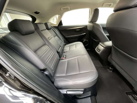 Lexus NX 2.5 NX 300h SE CVT 4WD 5dr 39