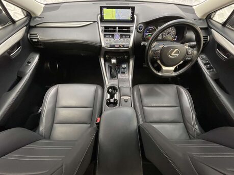 Lexus NX 2.5 NX 300h SE CVT 4WD 5dr 14