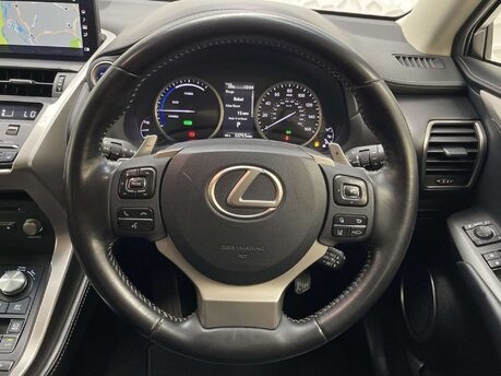 Lexus NX 2.5 NX 300h SE CVT 4WD 5dr 30