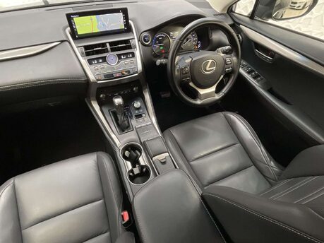 Lexus NX 2.5 NX 300h SE CVT 4WD 5dr 27
