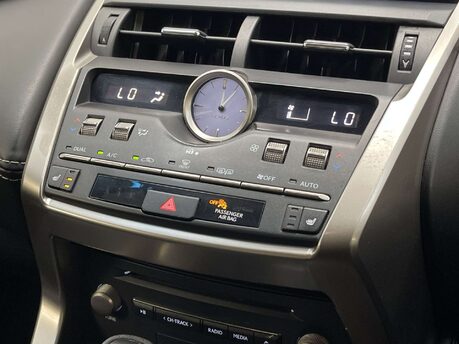Lexus NX 2.5 NX 300h SE CVT 4WD 5dr 34