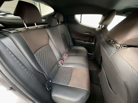 Toyota C-HR 1.8 C-HR Excel HEV CVT 5dr 37