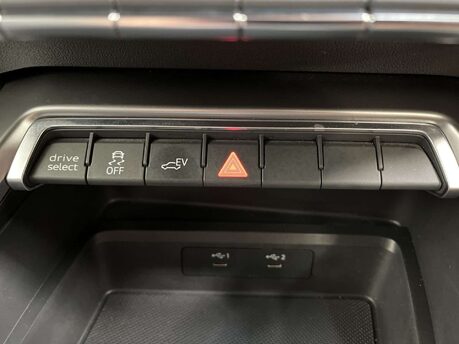 Audi A3 1.4 A3 Sportback 40 TFSI S Line E Semi-Auto 5dr 35