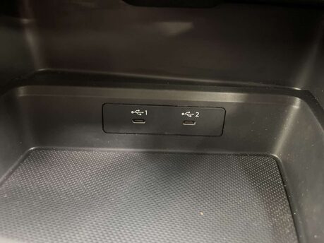Audi A3 1.4 A3 Sportback 40 TFSI S Line E Semi-Auto 5dr 36