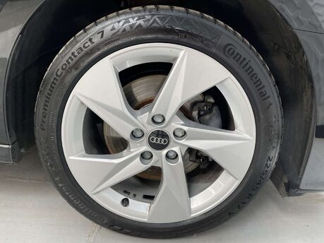 Audi A3 1.4 A3 Sportback 40 TFSI S Line E Semi-Auto 5dr 44