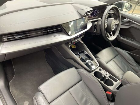 Audi A3 1.4 A3 Sportback 40 TFSI S Line E Semi-Auto 5dr 25