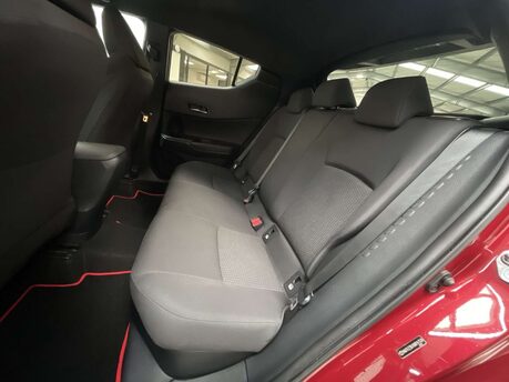 Toyota C-HR 1.8 C-HR Red Edition HEV CVT 5dr 39
