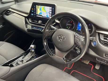 Toyota C-HR 1.8 C-HR Red Edition HEV CVT 5dr 2