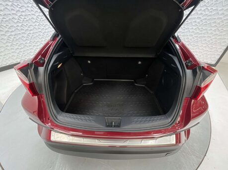 Toyota C-HR 1.8 C-HR Red Edition HEV CVT 5dr 10
