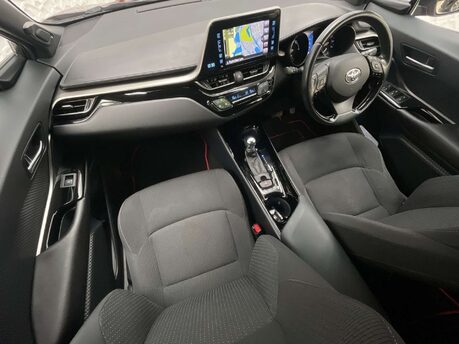 Toyota C-HR 1.8 C-HR Red Edition HEV CVT 5dr 29