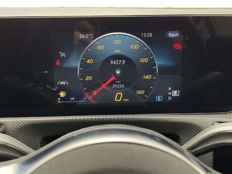 Mercedes-Benz A Class 1.3 A 180 AMG Line Exeutive Auto 5dr 6