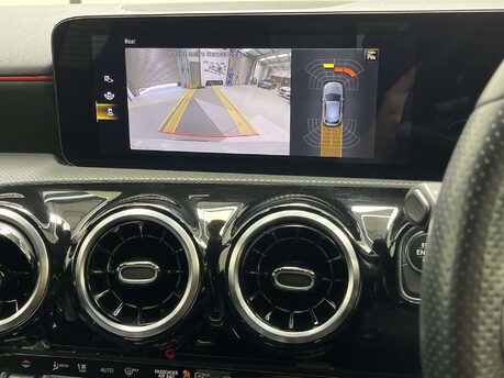 Mercedes-Benz A Class 1.3 A 180 AMG Line Exeutive Auto 5dr 7
