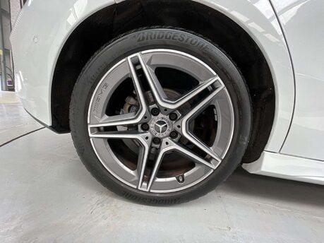 Mercedes-Benz A Class 1.3 A 180 AMG Line Exeutive Auto 5dr 9