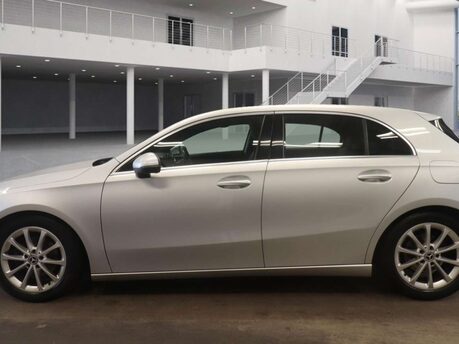Mercedes-Benz A Class 1.5 A 180 Sport Exeutive D Auto 5dr 12