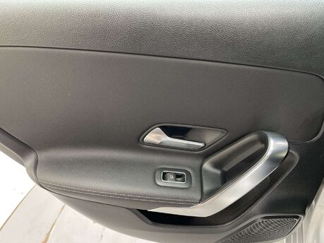 Mercedes-Benz A Class 1.5 A 180 Sport Exeutive D Auto 5dr 45