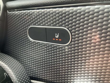 Mercedes-Benz A Class 1.5 A 180 Sport Exeutive D Auto 5dr 38
