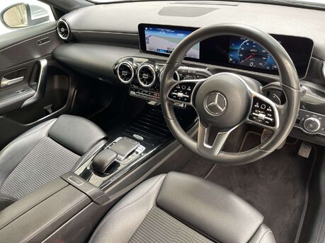 Mercedes-Benz A Class 1.5 A 180 Sport Exeutive D Auto 5dr 2