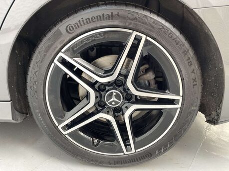 Mercedes-Benz A Class 1.3 A 200 AMG Line Edition Executive Auto 4dr 45