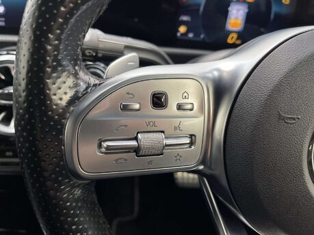 Mercedes-Benz A Class 1.3 A 200 AMG Line Edition Executive Auto 4dr 32