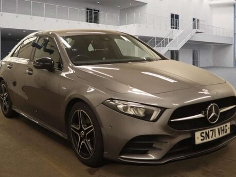 Mercedes-Benz A Class 1.3 A 200 AMG Line Edition Executive Auto 4dr