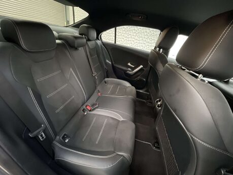 Mercedes-Benz A Class 1.3 A 200 AMG Line Edition Executive Auto 4dr 39