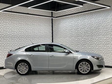 Vauxhall Insignia 2.0 Insignia Energy CDTi ecoFLEX S/S 5dr 8