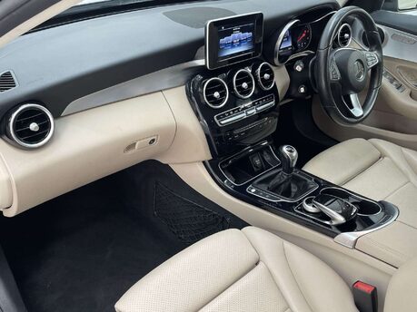 Mercedes-Benz C Class 2.1 C220 D Sport 5dr 26