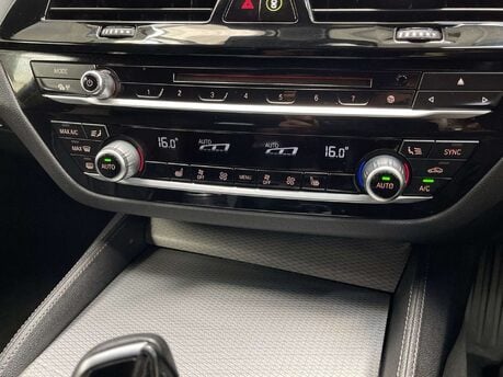 BMW 5 Series 3.0 530D M Sport Auto 5dr 36