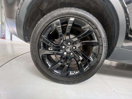 Land Rover Discovery Sport 2.0 Discovery Sport Black HSE TD4 Auto 4WD 5dr 48