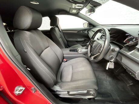 Honda Civic 1.5 Civic Sport VTec CVT 5dr 25