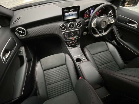 Mercedes-Benz A Class 1.6 A180 AMG Line 7G-DCT Euro 6 (s/s) 5dr 29