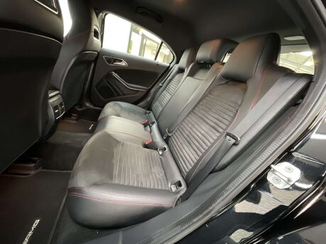 Mercedes-Benz A Class 1.6 A180 AMG Line 7G-DCT Euro 6 (s/s) 5dr 38