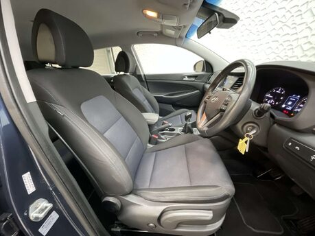 Hyundai TUCSON 1.7 Tucson SE Nav Blue Drive 2WD CRDi 5dr 45