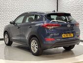 Hyundai TUCSON 1.7 Tucson SE Nav Blue Drive 2WD CRDi 5dr 3