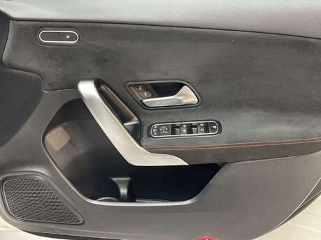 Mercedes-Benz A Class 1.5 A 180 AMG Line Executive D Auto 5dr 41