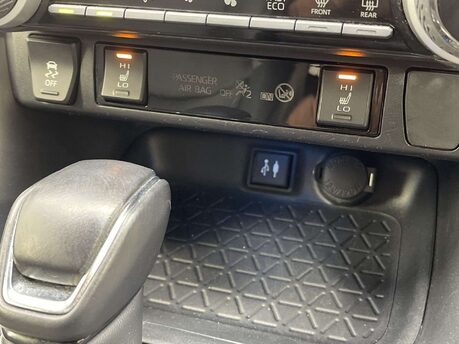 Toyota Rav4 2.5 RAV4 Excel HEV CVT 4WD 5dr 38